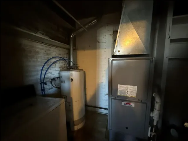 $49,900 | 309 West Samuel Street, Hamilton, MO 64644