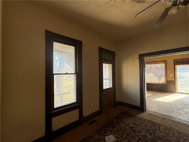 $49,900 | 309 West Samuel Street, Hamilton, MO 64644