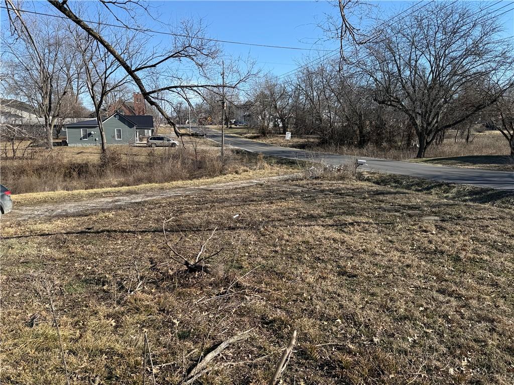 309 West Samuel Street Hamilton, MO 64644 - Photo 30 of 32