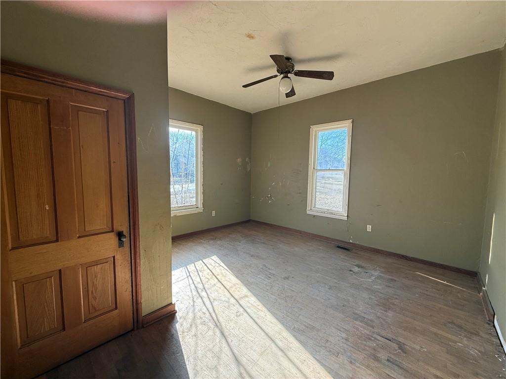 309 West Samuel Street Hamilton, MO 64644 - Photo 10 of 32