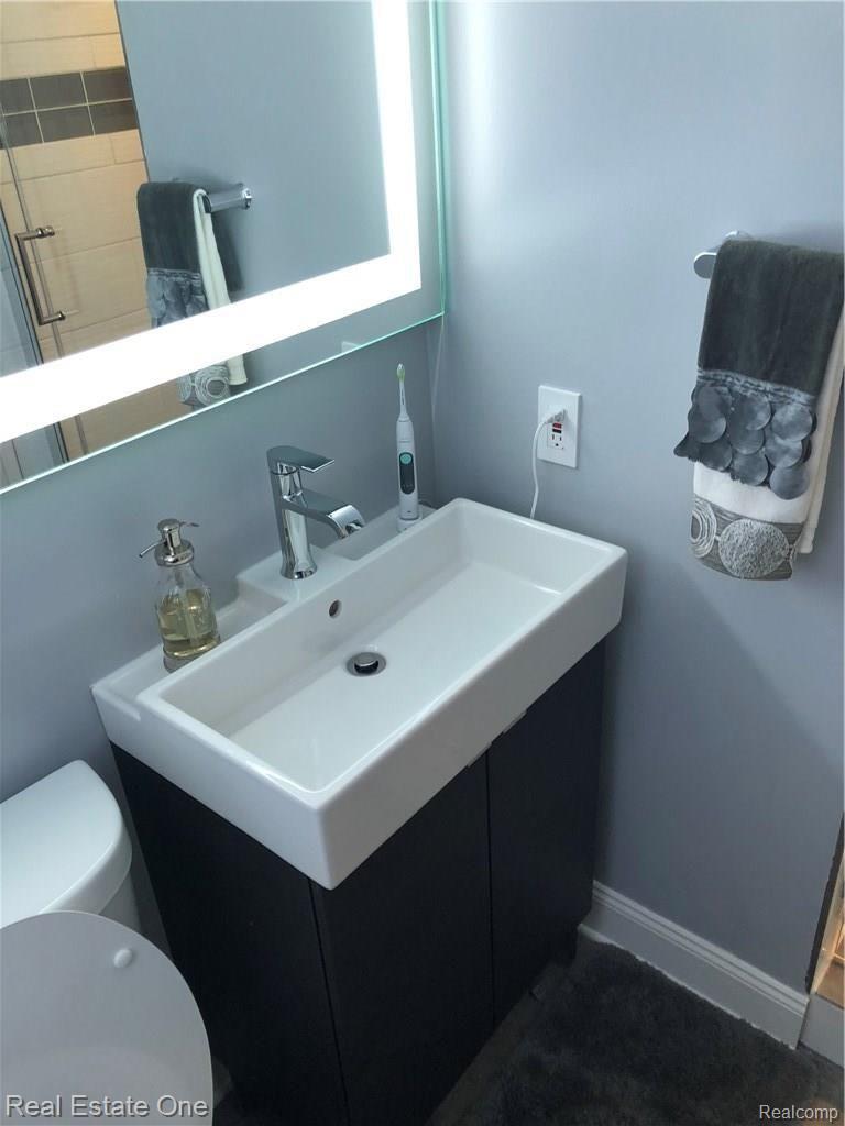 1739 Nantucket Road Plymouth, MI 48170 - Photo 19 of 20 IMG_8634.JPG