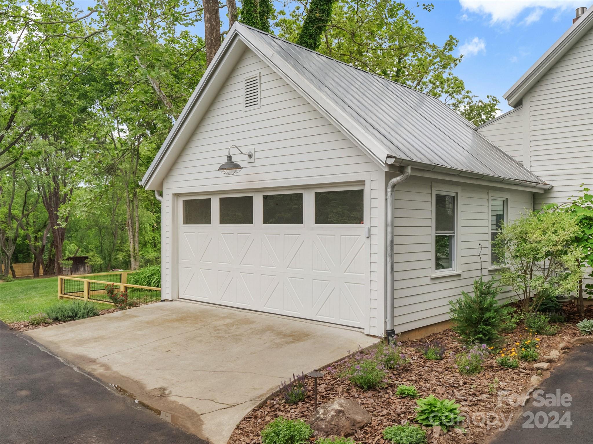 190 Governors View Road Asheville, NC 28805 - Photo 35 of 47 Gallery Image 35