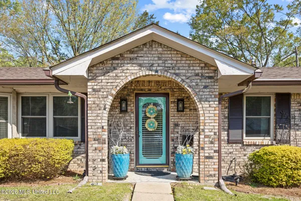 $229,900 | 134 Brookwood Street, Flora, MS 39071