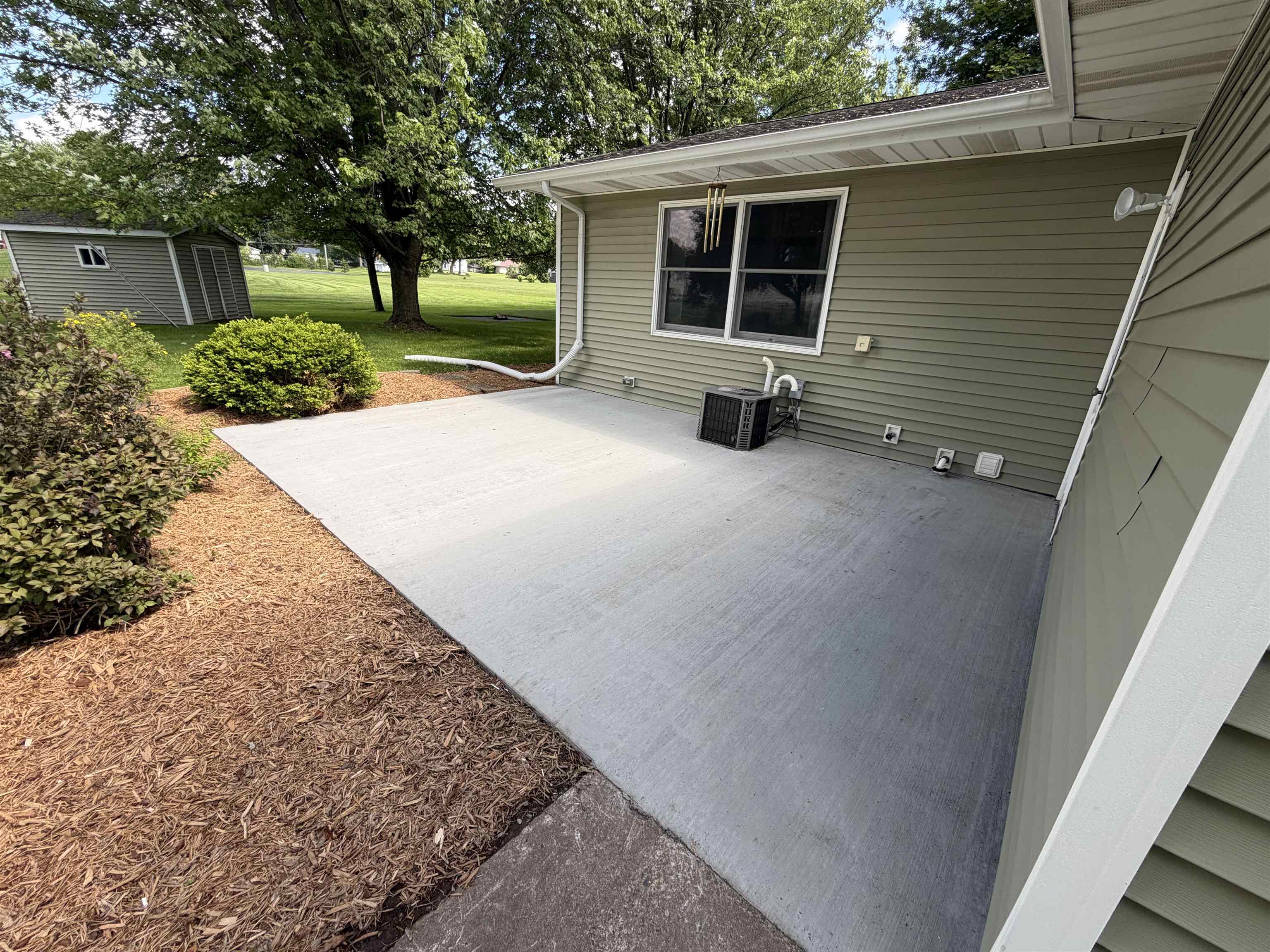 106 South 6th Street Colby, WI 54421 - Photo 3 of 27