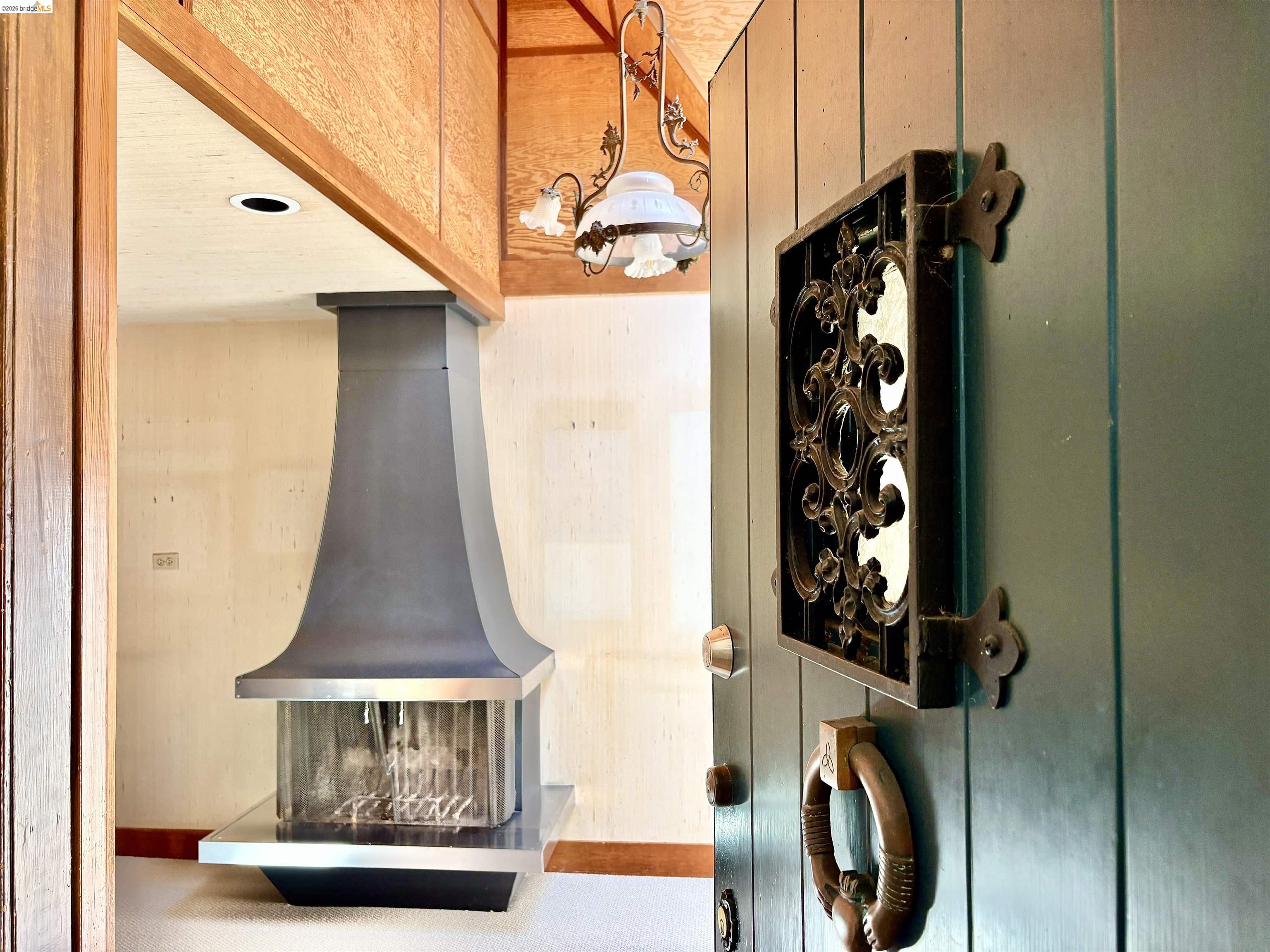 916 Cragmont Avenue Berkeley, CA 94708 - Photo 4 of 35