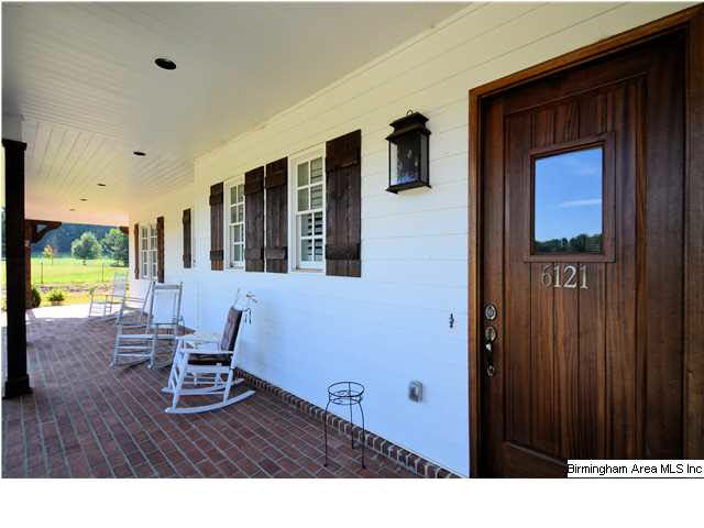6121 Brasher Farm Road Leeds, AL 35094 - Photo 4 of 32