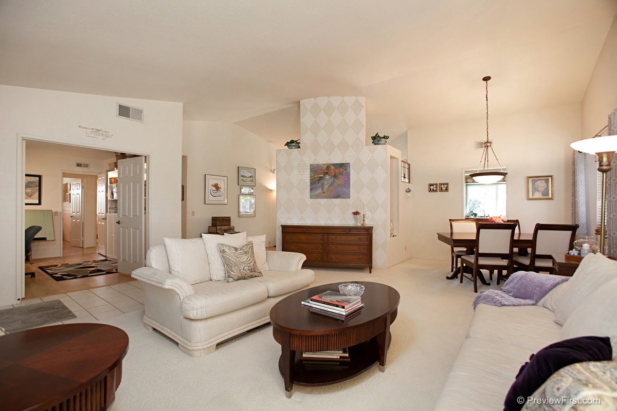 13975 Poway Valley Road Poway, CA 92064 - Photo 4 of 25 Gallery Image 4