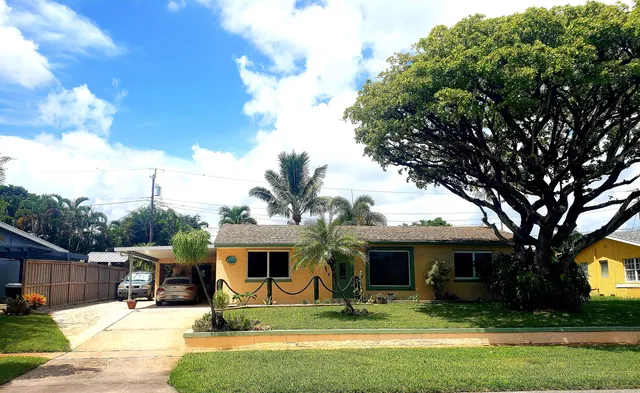 $525,000 | 1613 Nanette Court, Lake Worth, FL 33461