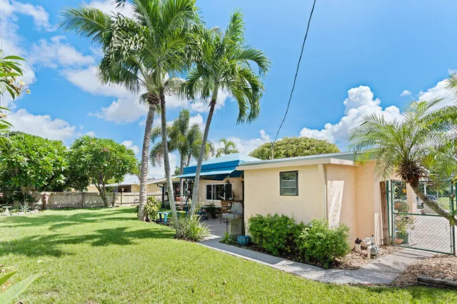 $525,000 | 1613 Nanette Court, Lake Worth, FL 33461
