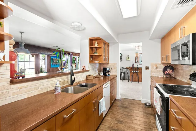 $525,000 | 1613 Nanette Court, Lake Worth, FL 33461