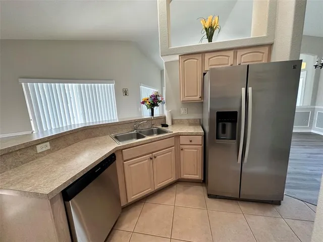 $2,100 | 6121 Surf Avenue, North Port, FL 34291