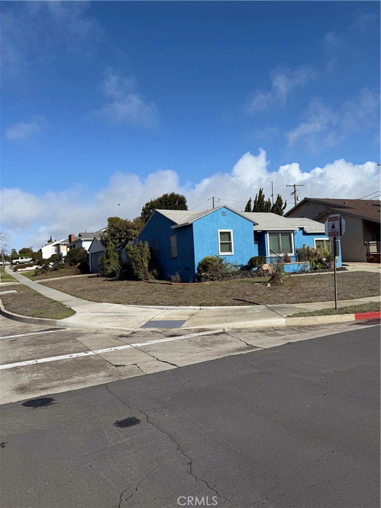 1971 Middlebrook Road Torrance, CA 90501 - Photo 3 of 3 Corner