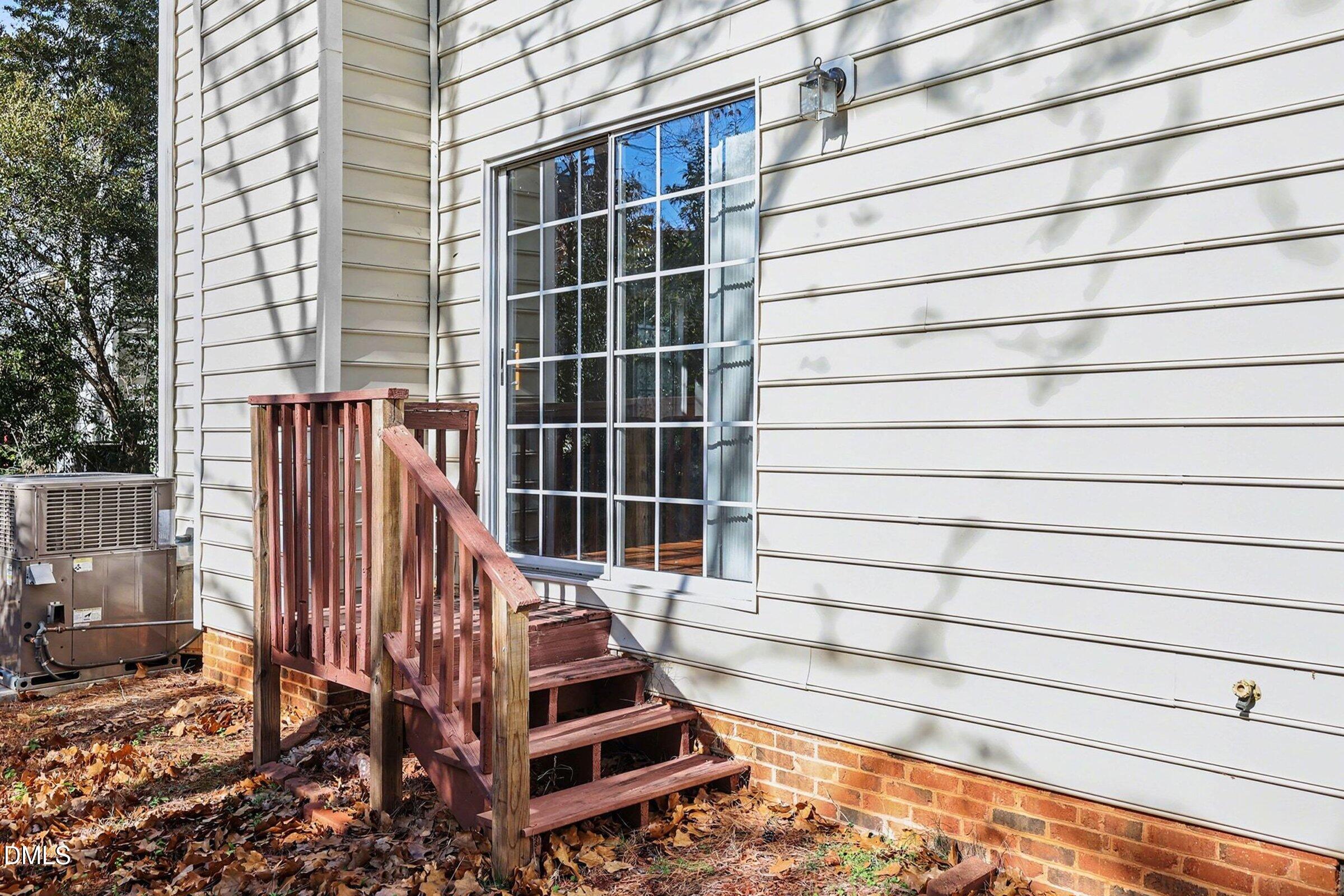 3013 Alder Ridge Lane Raleigh, NC 27603 - Photo 29 of 32 031_file_1450