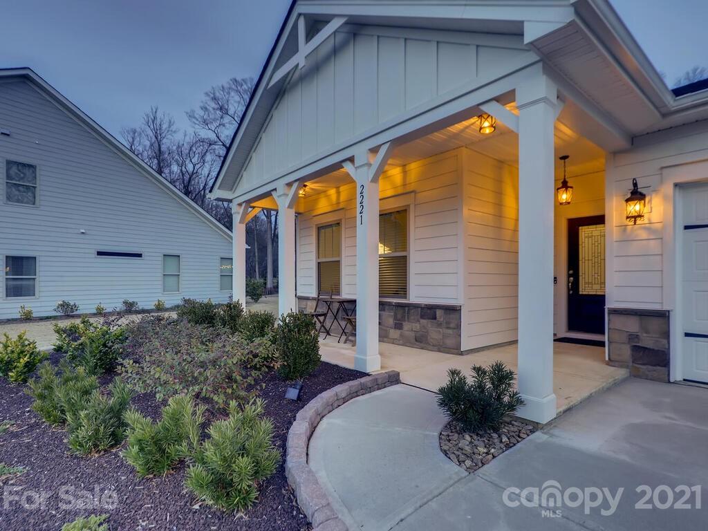 2221 Poplar Ridge Drive Monroe, NC 28110 - Photo 2 of 26 Gallery Image 2