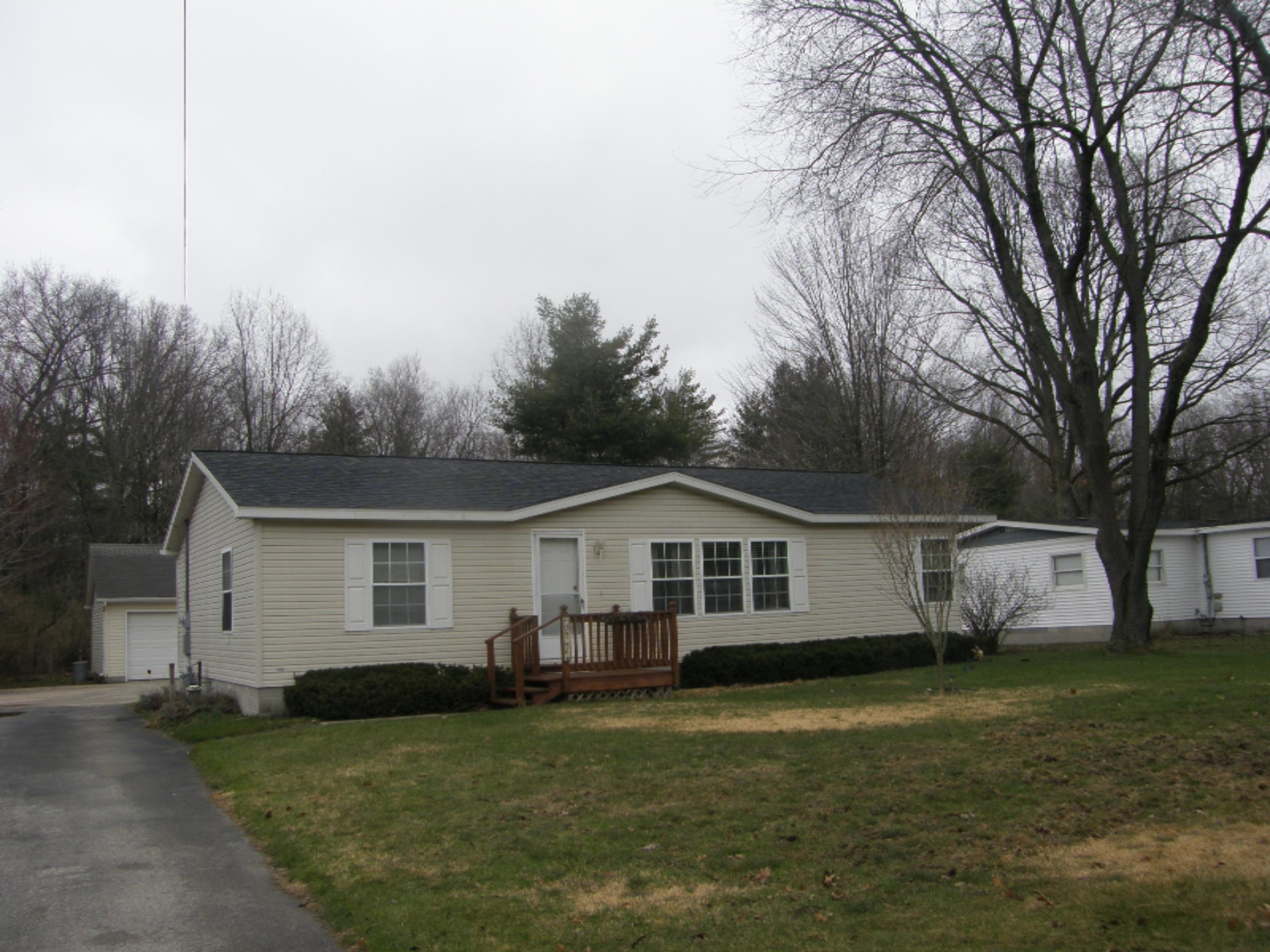 5728 West Johnson Road Ludington, MI 49431 - Photo 1 of 17 Front view