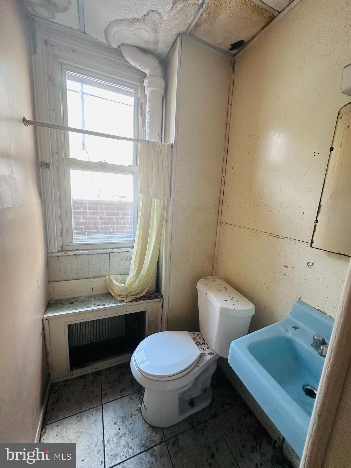 1644 Bridge Street Philadelphia, PA 19124 - Photo 10 of 20