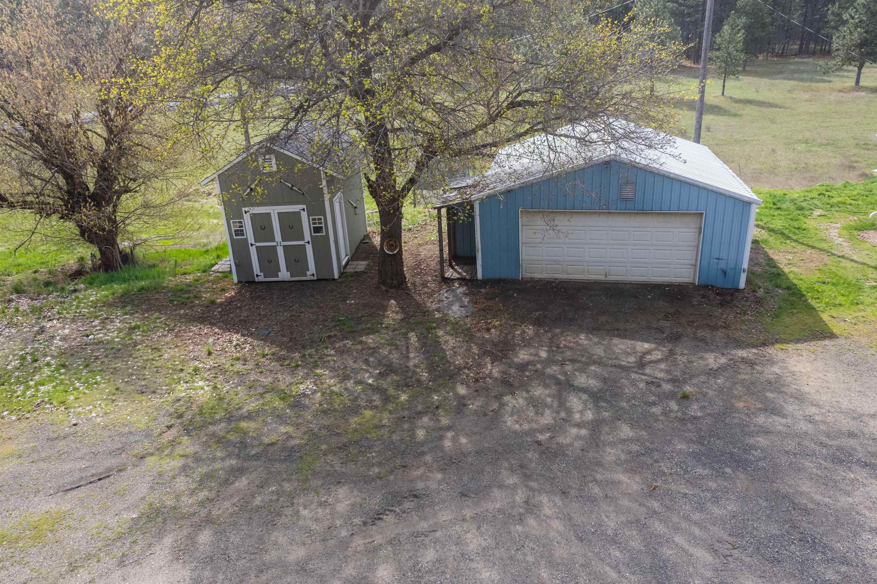 27509 North Perry Road Chattaroy, WA 99003 - Photo 3 of 50