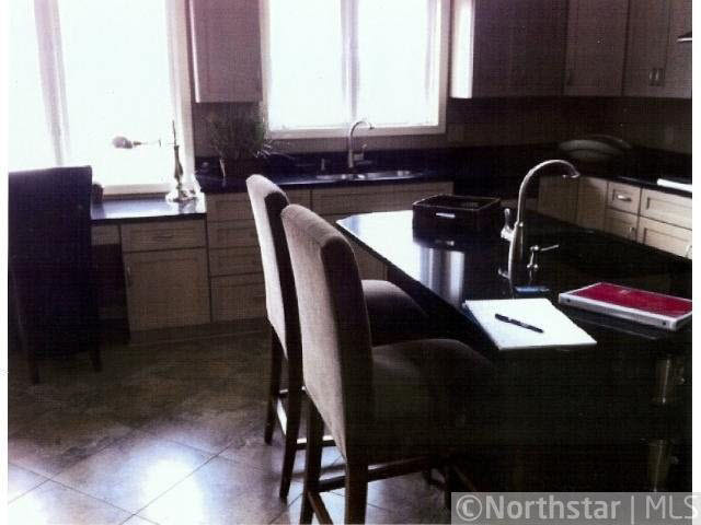 547 Galahad Road North Hudson, WI 54016 - Photo 9 of 18 Gallery Image 9