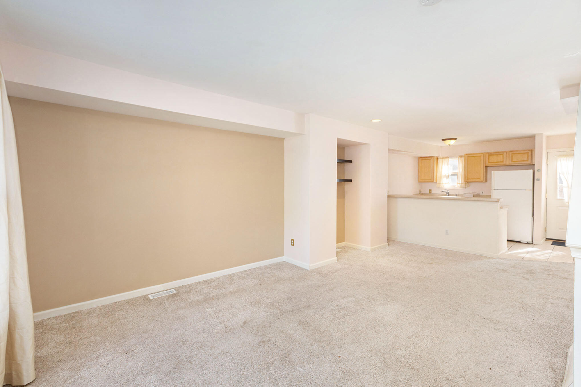 215 Arcade Street Ypsilanti, MI 48197 - Photo 3 of 21 003__mg_6265_659