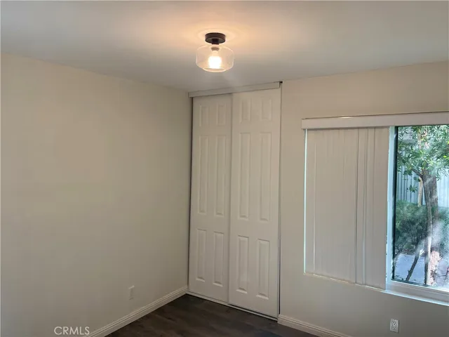 $3,400 | 15511 Sherman Way, Van Nuys, CA 91406