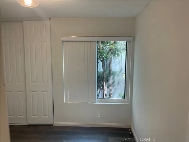 $3,400 | 15511 Sherman Way, Van Nuys, CA 91406