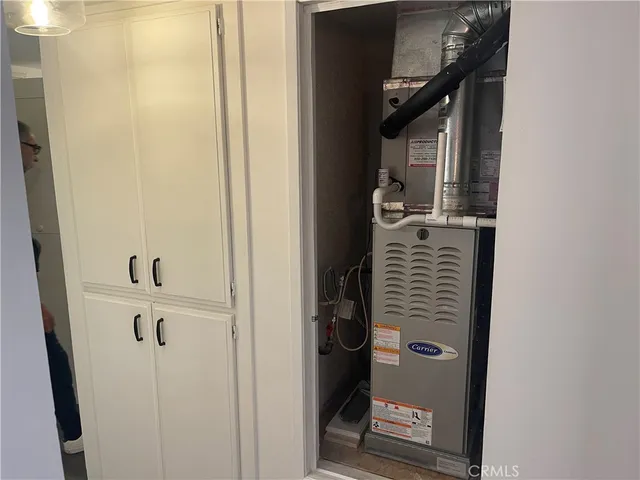 $3,400 | 15511 Sherman Way, Van Nuys, CA 91406