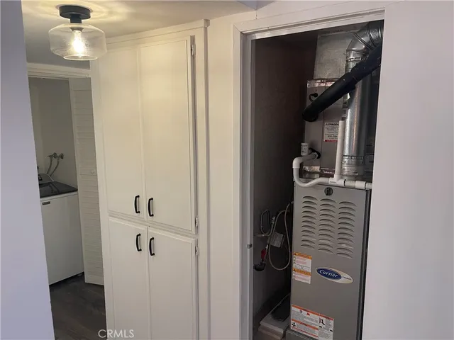 $3,400 | 15511 Sherman Way, Van Nuys, CA 91406