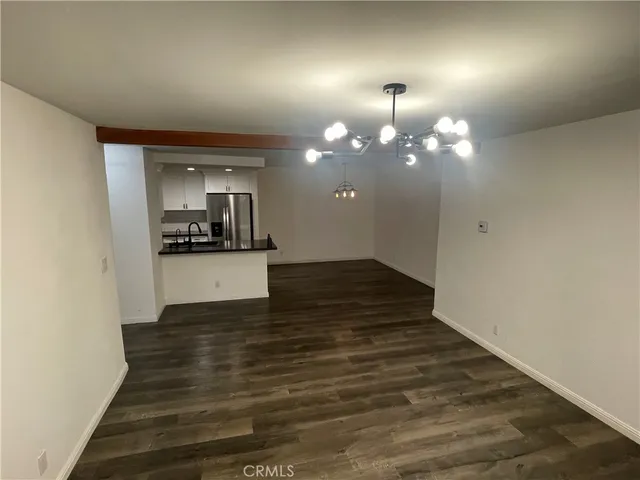 $3,400 | 15511 Sherman Way, Van Nuys, CA 91406