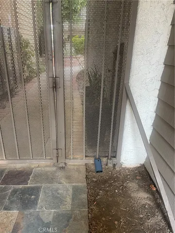 $3,400 | 15511 Sherman Way, Van Nuys, CA 91406