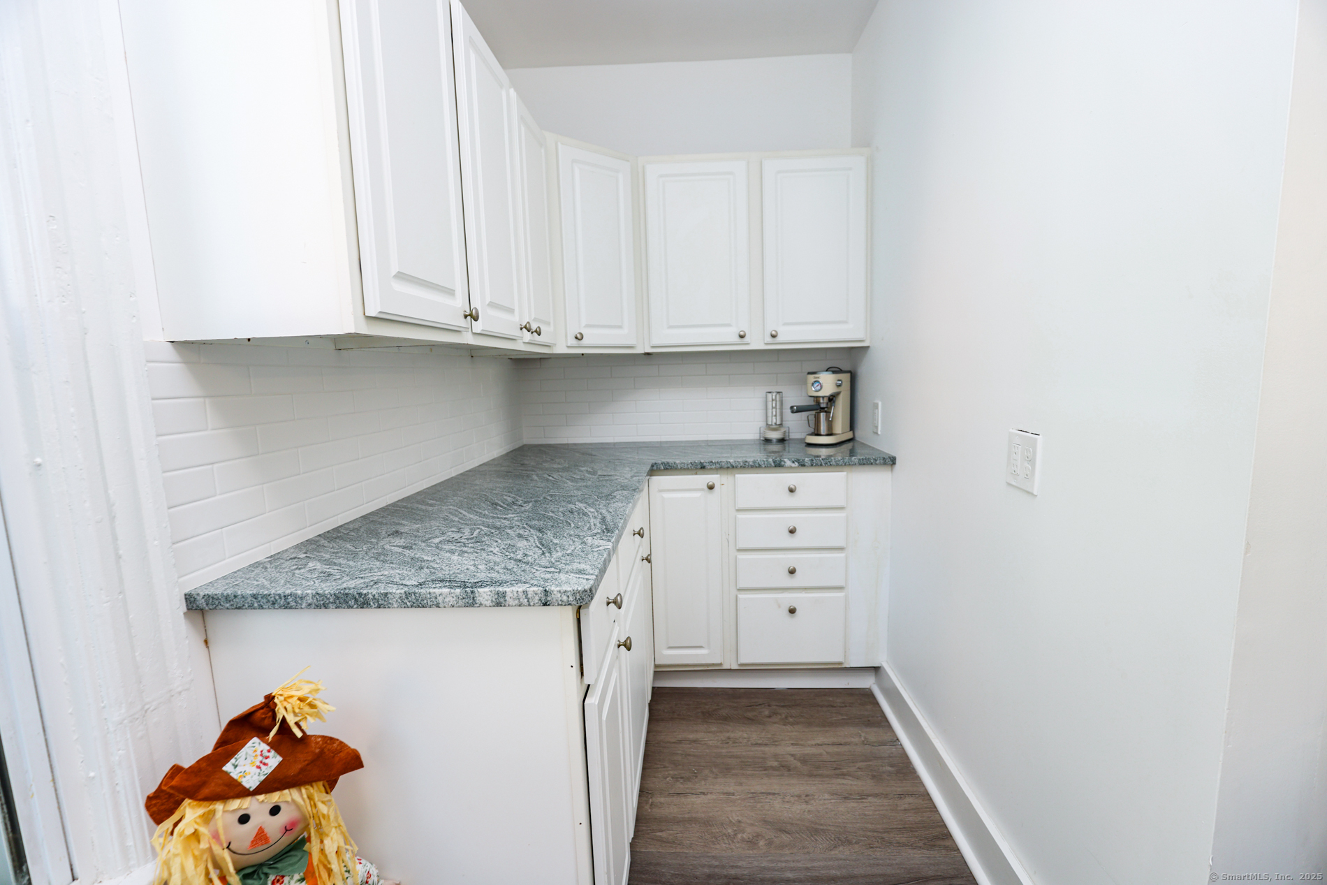 113 4th Street Norwich, CT 06360 - Photo 13 of 33