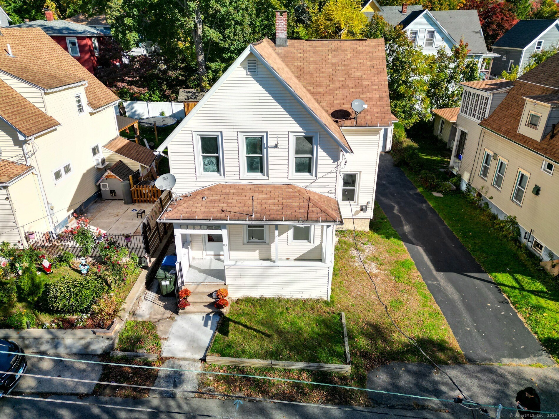 113 4th Street Norwich, CT 06360 - Photo 2 of 33