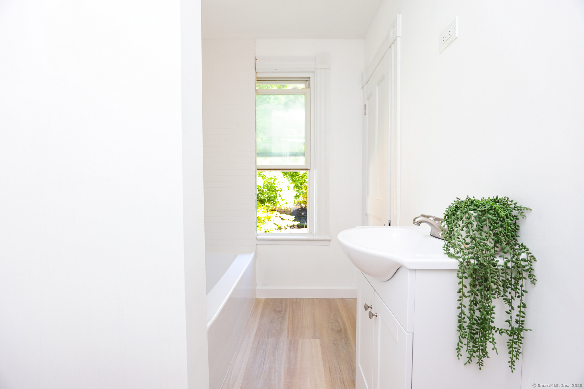 113 4th Street Norwich, CT 06360 - Photo 30 of 33