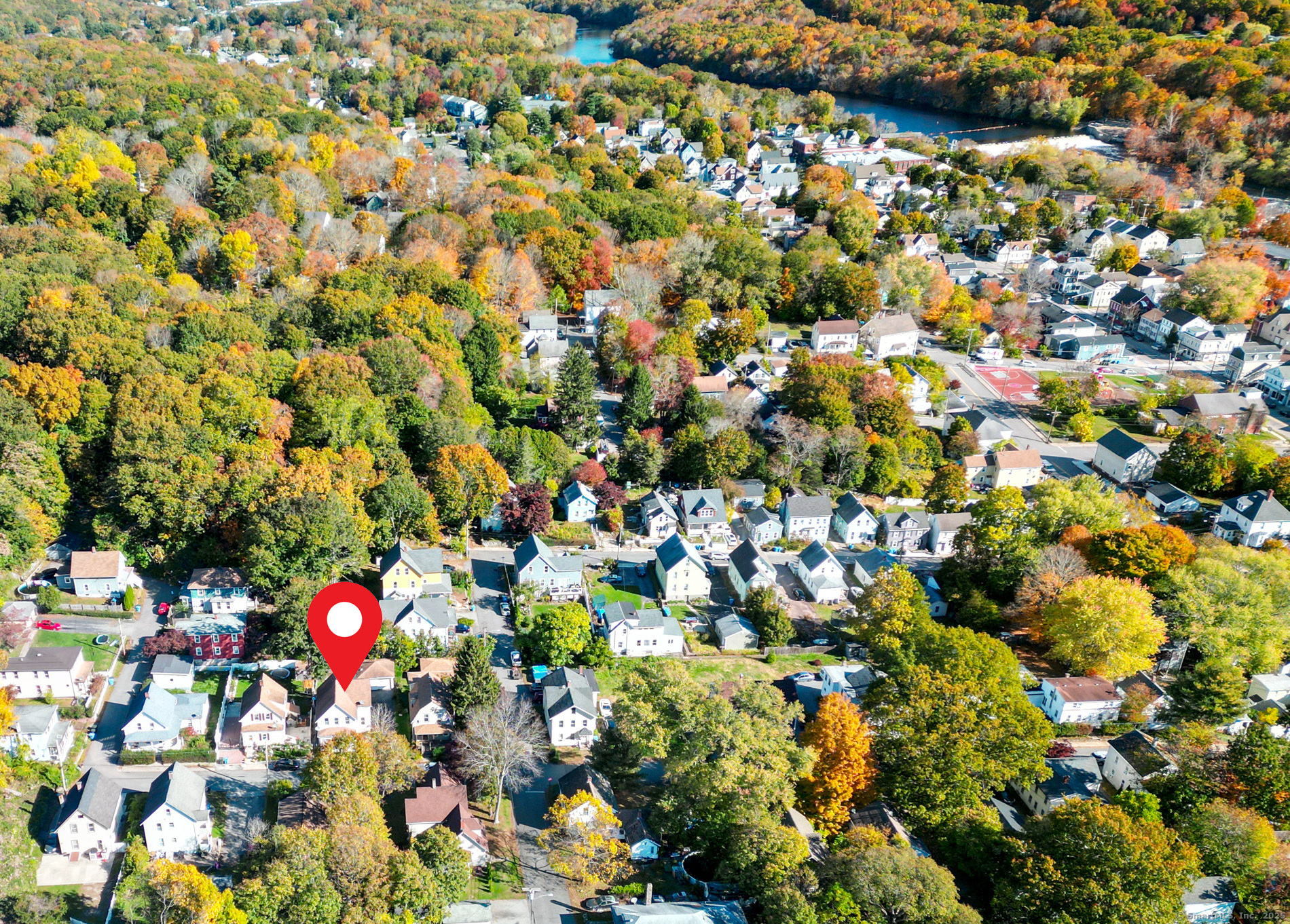 113 4th Street Norwich, CT 06360 - Photo 10 of 33