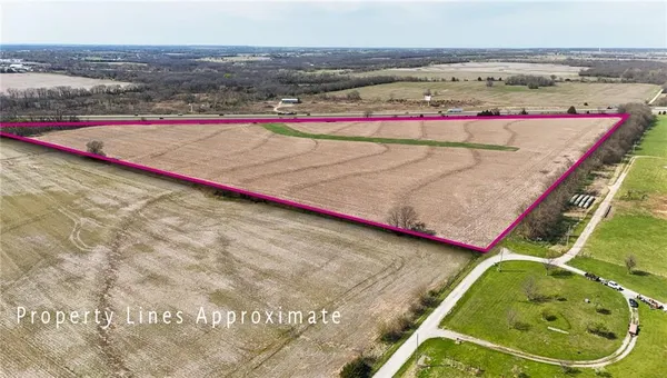$360,000 | Pleasant Valley Road, Wellsville, KS 66092