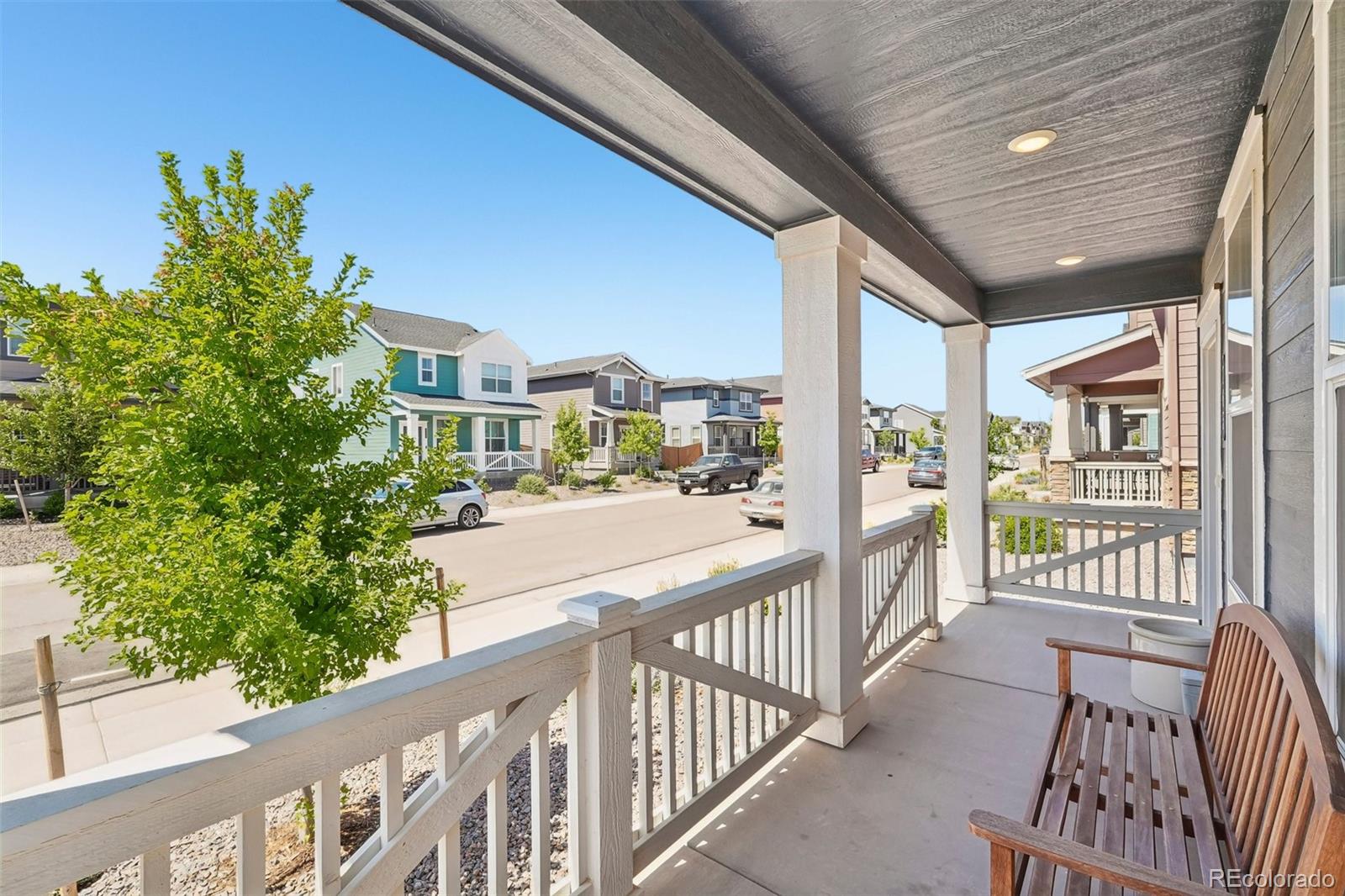 765 Aspen Avenue Bennett, CO 80102 - Photo 4 of 50