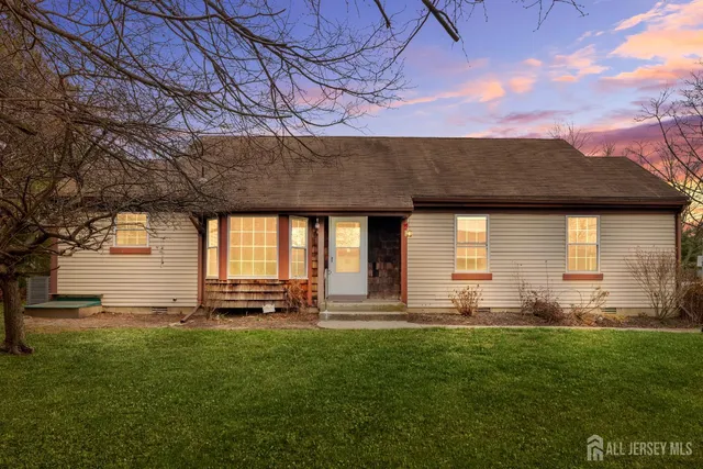 $2,800 | 153 Concordia Circle, Monroe Township, NJ 08831