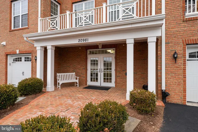 $530,000 | 20981 Rocky Knoll Square, Unit 301, Ashburn, VA 20147