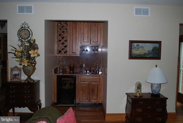 5339 Hines Road Frederick, MD 21704 - Photo 8 of 24 Wet Bar