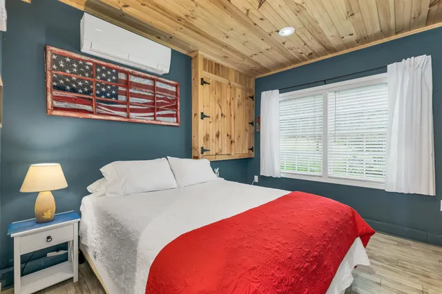 $759,000 | 9 Warbonnet Lane, Gilmanton, NH 03237