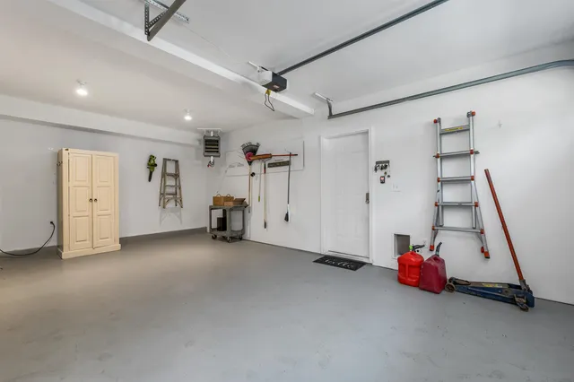 $759,000 | 9 Warbonnet Lane, Gilmanton, NH 03237