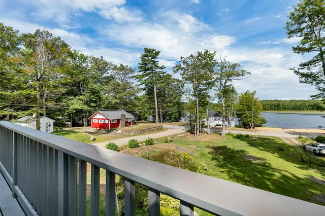 $759,000 | 9 Warbonnet Lane, Gilmanton, NH 03237