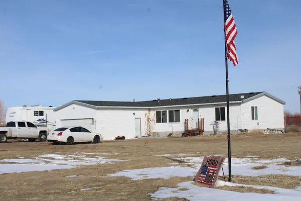 $350,000 | 771 Emigrant Road, Lyman, WY 82937