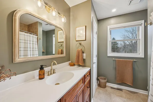 $440,000 | 12325 49th Avenue North, Plymouth, MN 55442