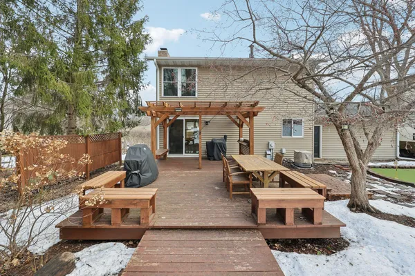 $440,000 | 12325 49th Avenue North, Plymouth, MN 55442