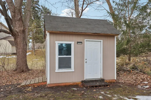 $440,000 | 12325 49th Avenue North, Plymouth, MN 55442