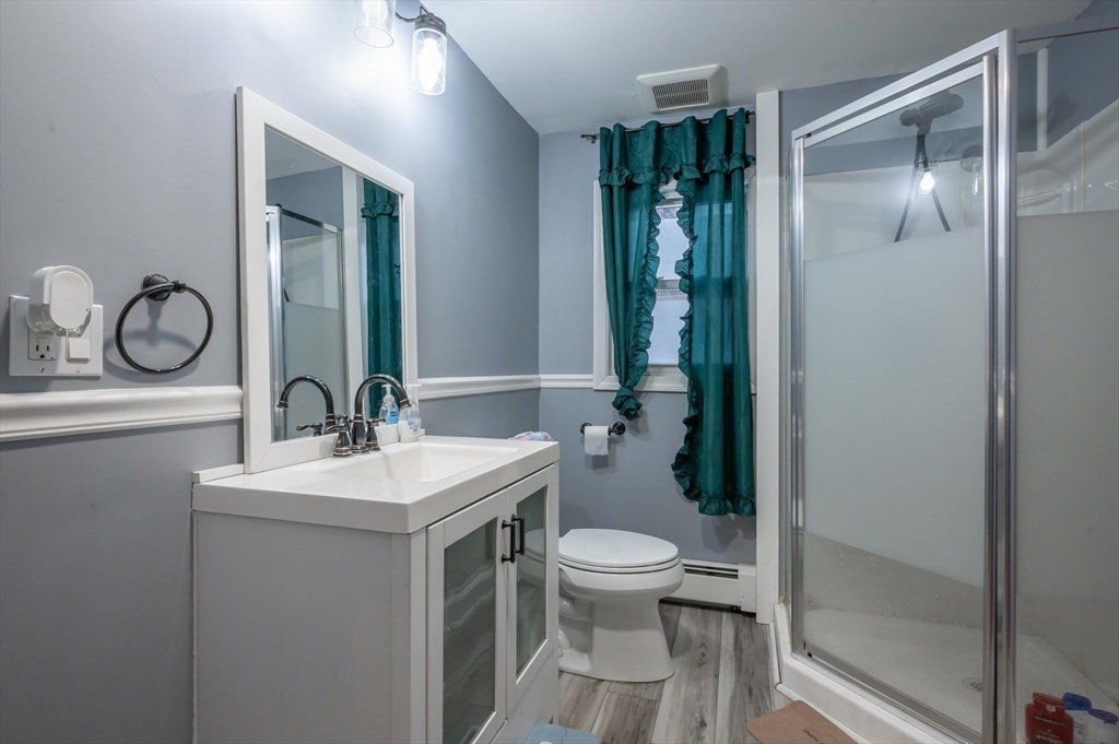6 Huse Road Methuen, MA 01844 - Photo 4 of 29 Gallery Image 4