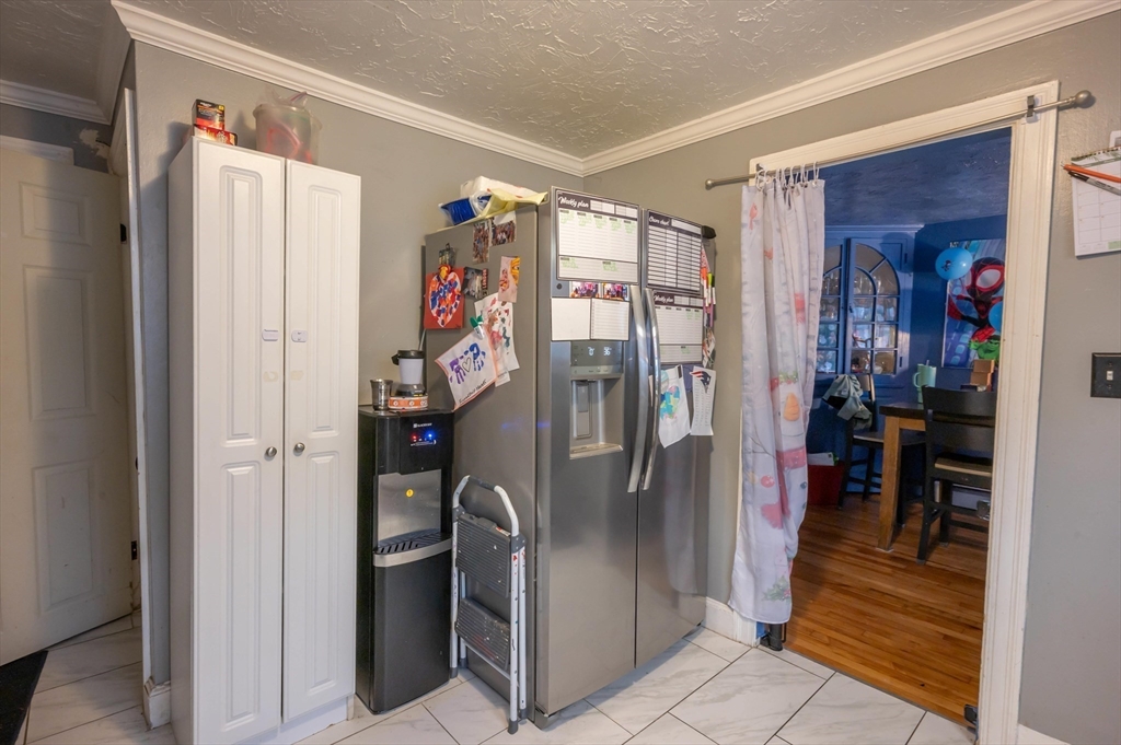 6 Huse Road Methuen, MA 01844 - Photo 7 of 29 Gallery Image 7