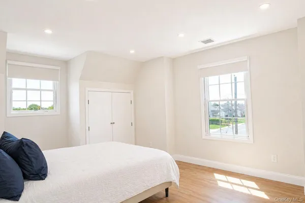 $4,750 | 3380 Weidner Avenue, Unit MAIN, Oceanside, NY 11572