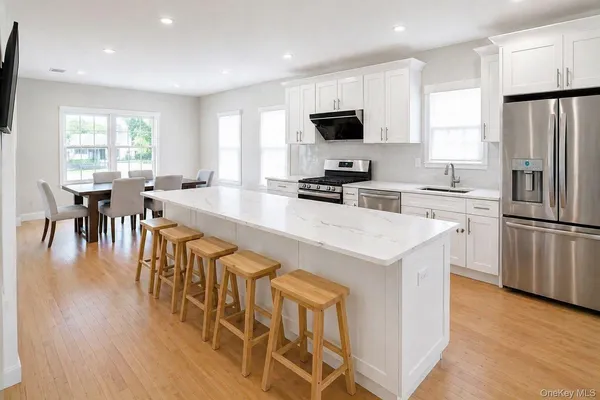 $4,750 | 3380 Weidner Avenue, Unit MAIN, Oceanside, NY 11572