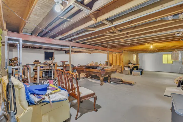 $799,900 | 730 Castlewood Lane, Deerfield, IL 60015